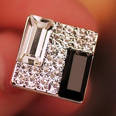 ОБЕЦИ ЗА УШИ КВАДРАТИ